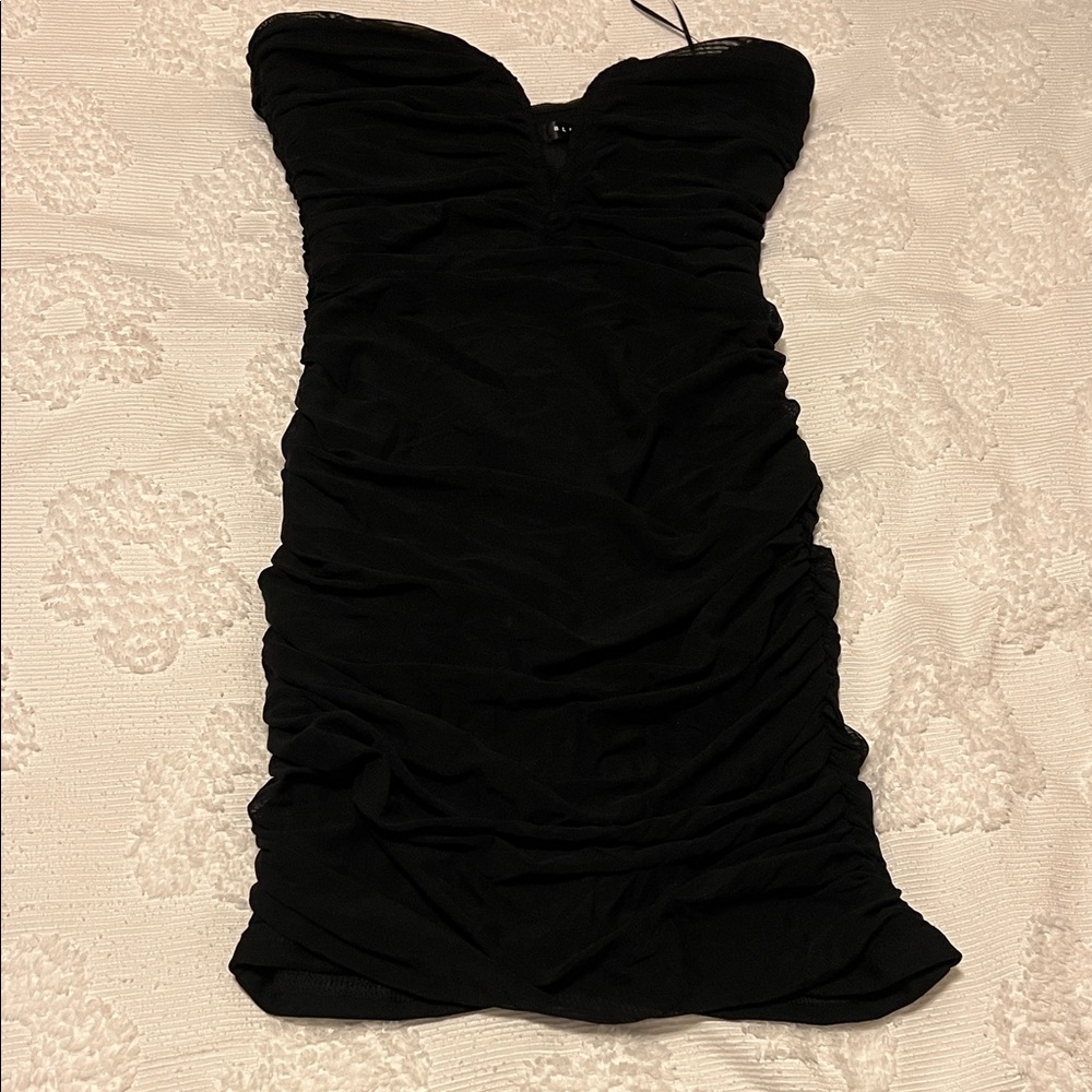 Mini dresses - Picture 2 of 7